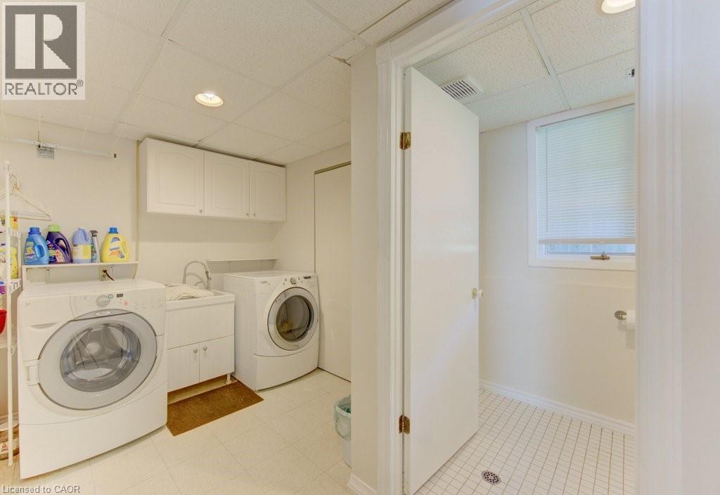 3429 NAFZIGER Road - 38