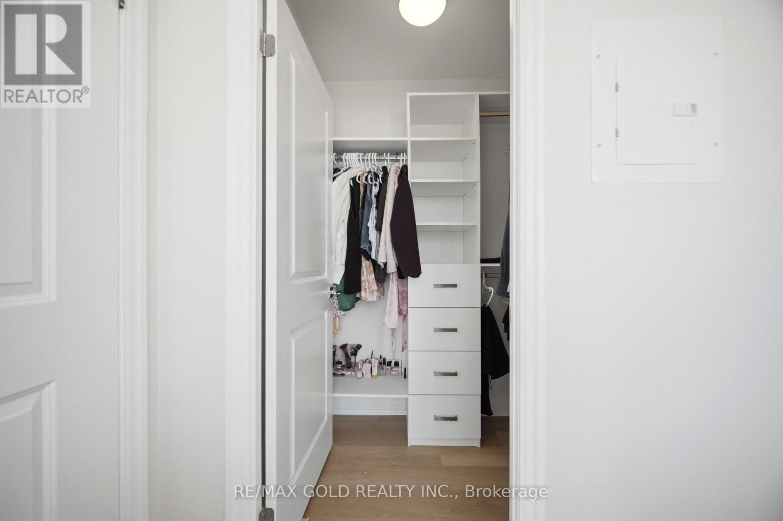 #1807 4011 BRICKSTONE MEWS - 20