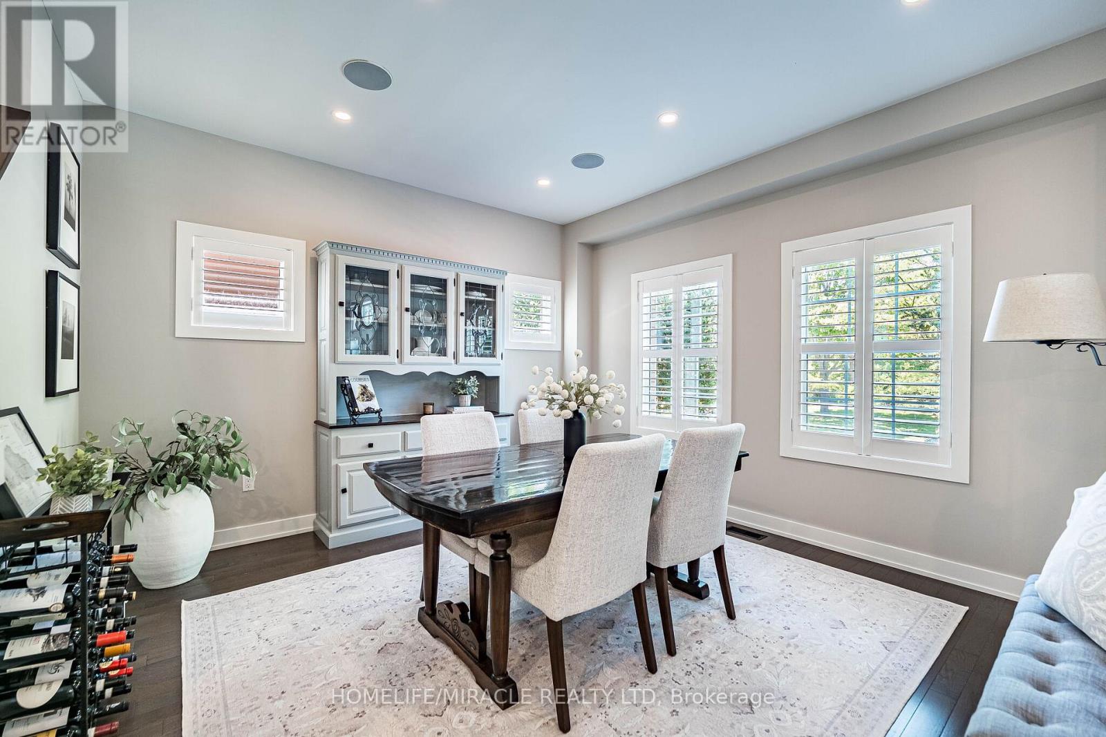 464 AMBLESIDE DRIVE - 6