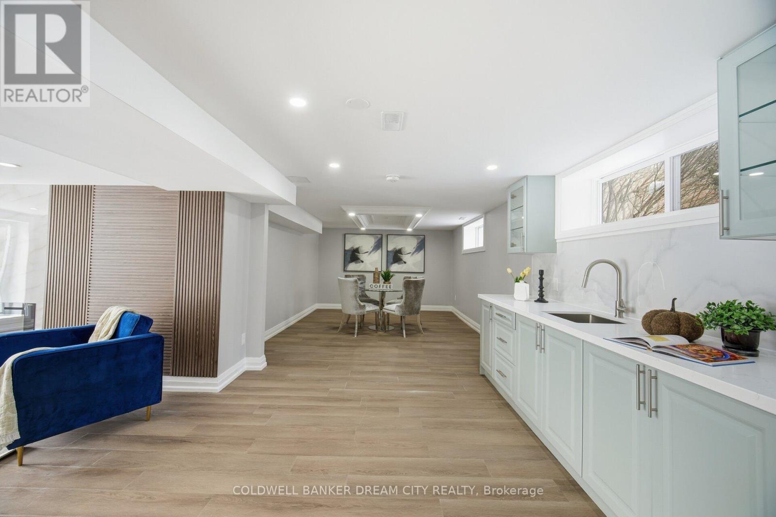 43 OLIVERS LANE - 31