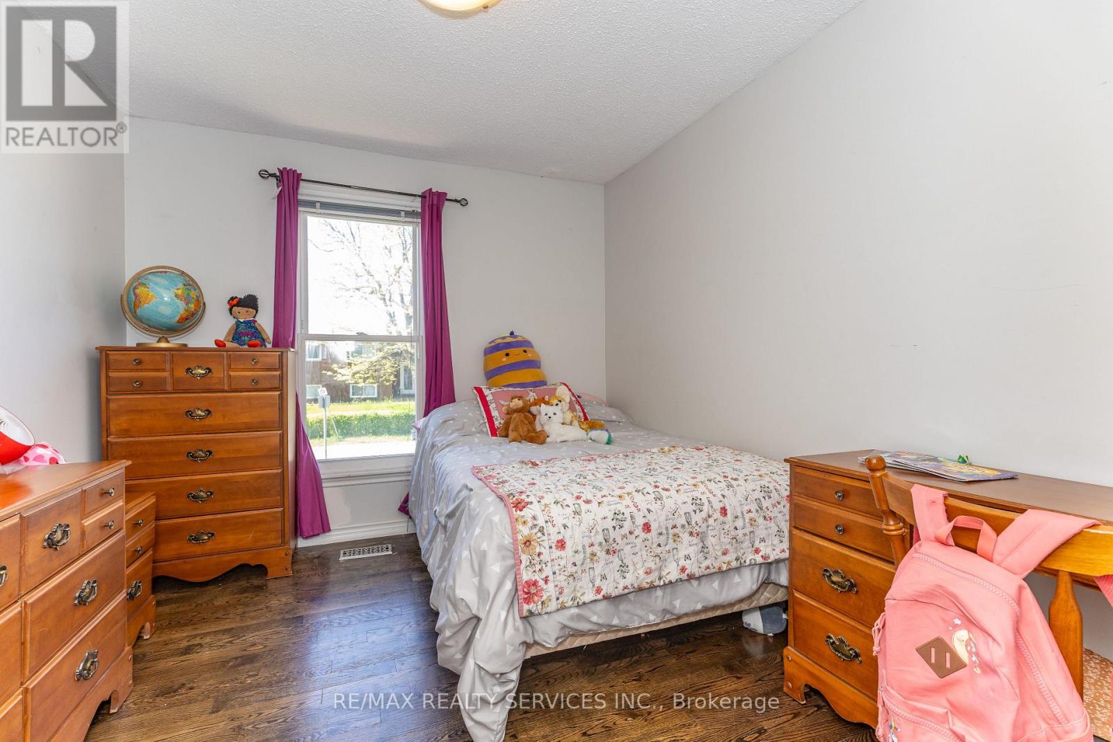 84 MARCHBANK CRESCENT - 28