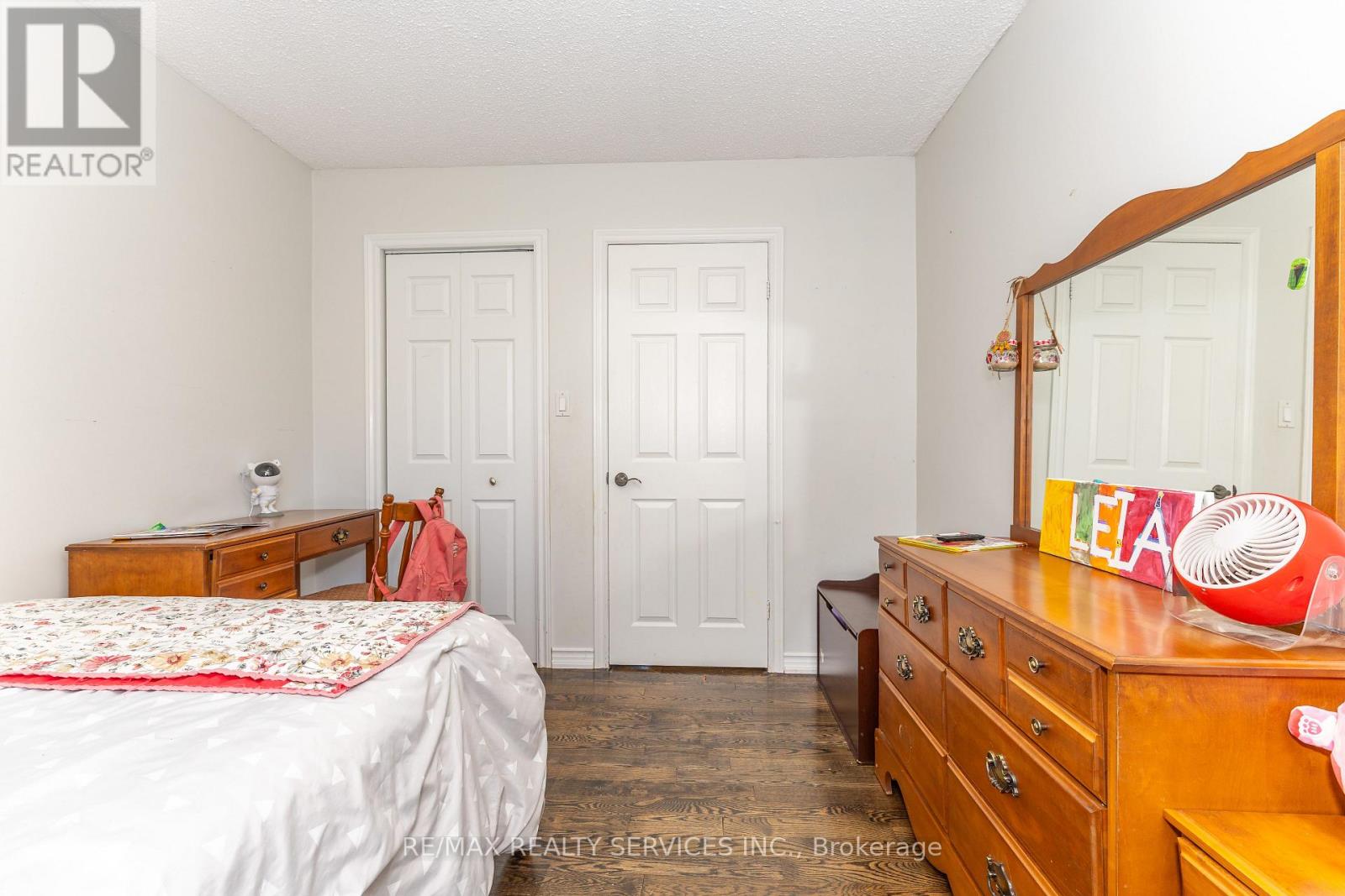 84 MARCHBANK CRESCENT - 29