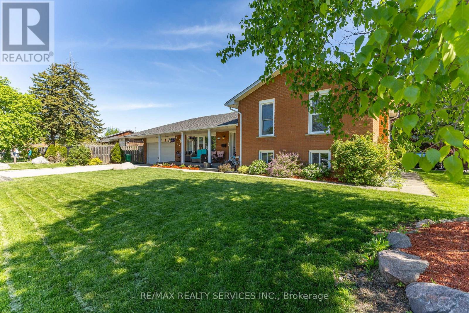 84 MARCHBANK CRESCENT - Image 3