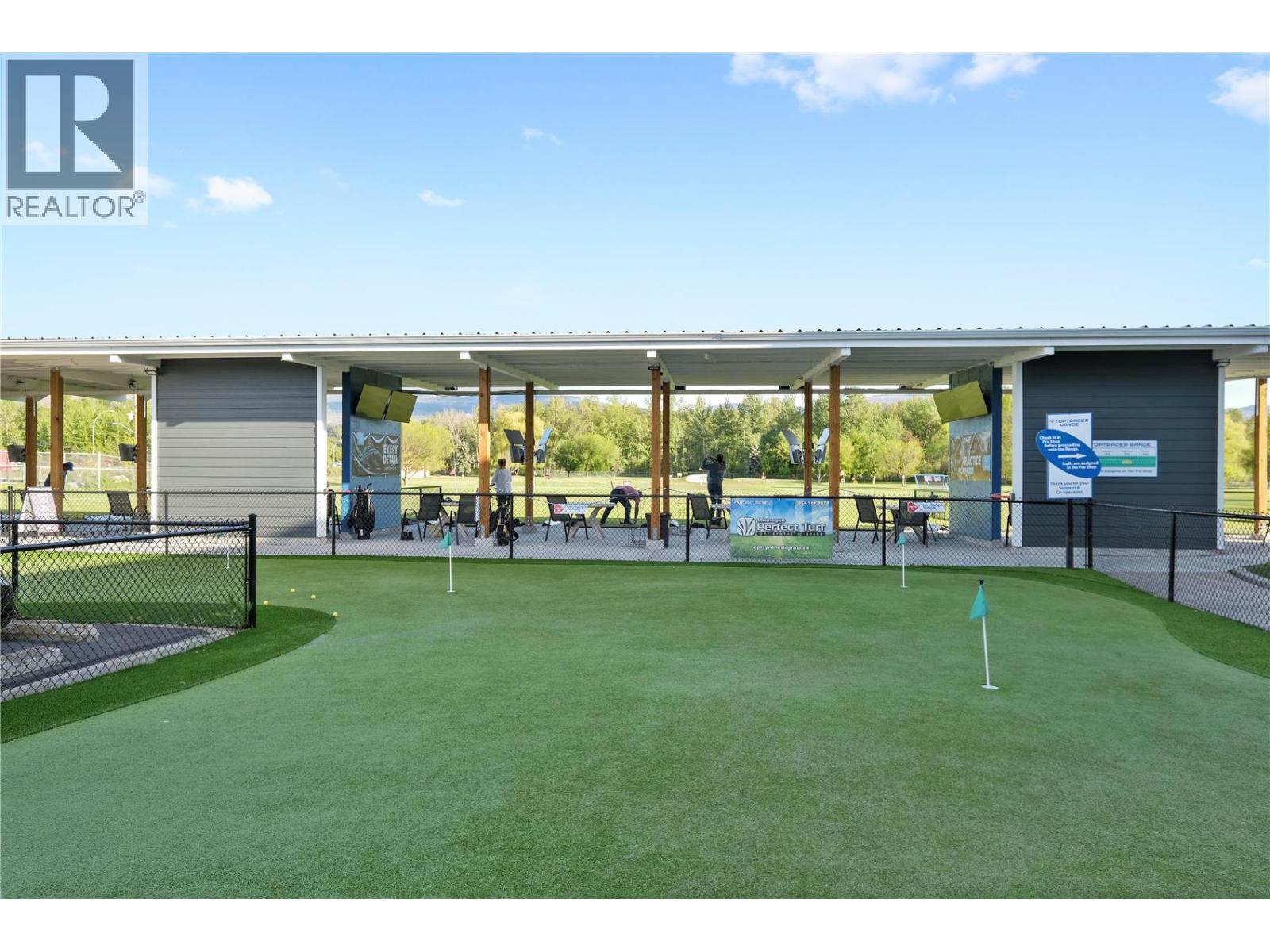 3810 Casorso Road - 30