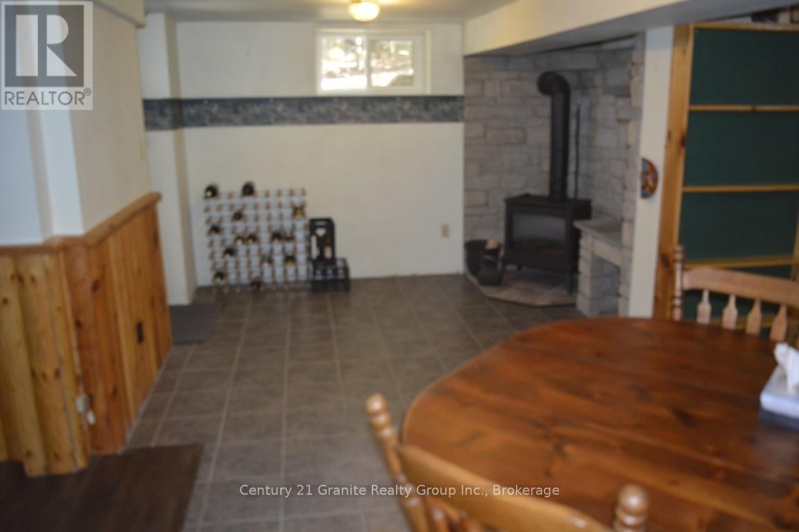 74 GOLDEN SHORES ROAD - 29