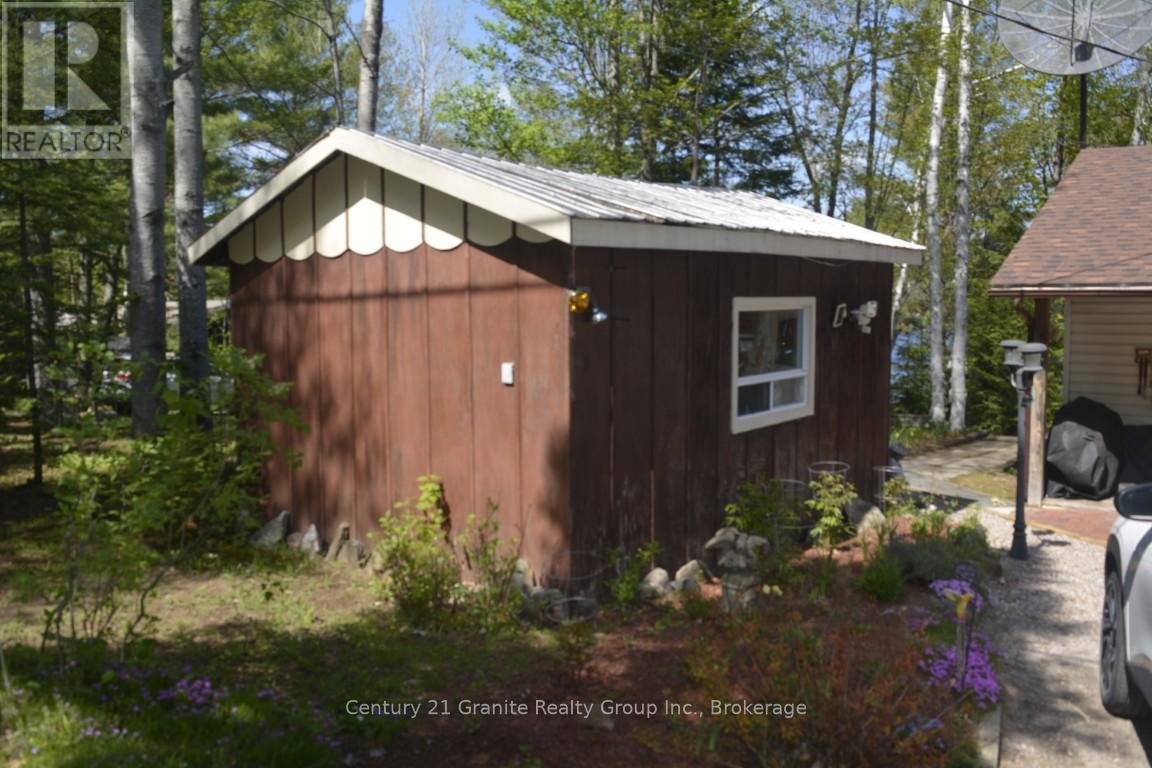74 GOLDEN SHORES ROAD - 45