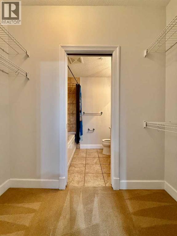 9918 Gordon Avenue, Fort McMurray