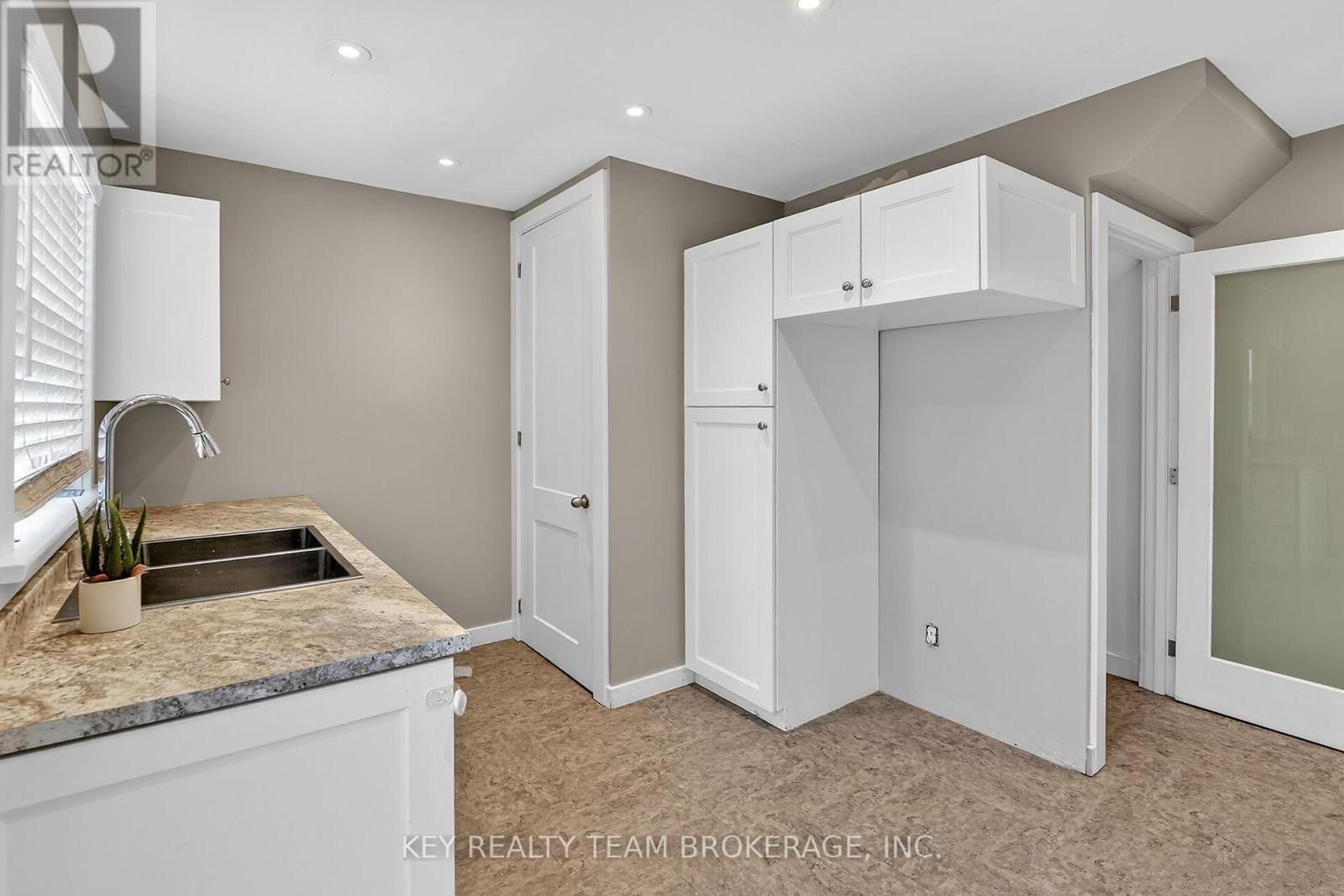 5169 BRIDGE STREET - 13