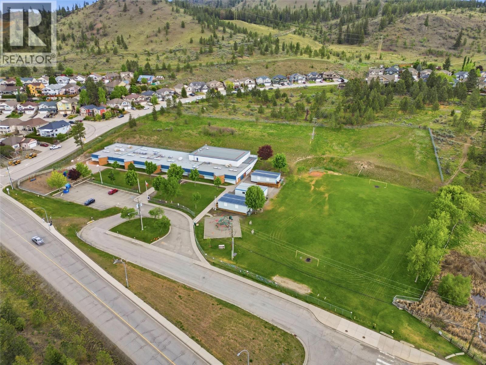 1776 HILLSIDE Drive - 44