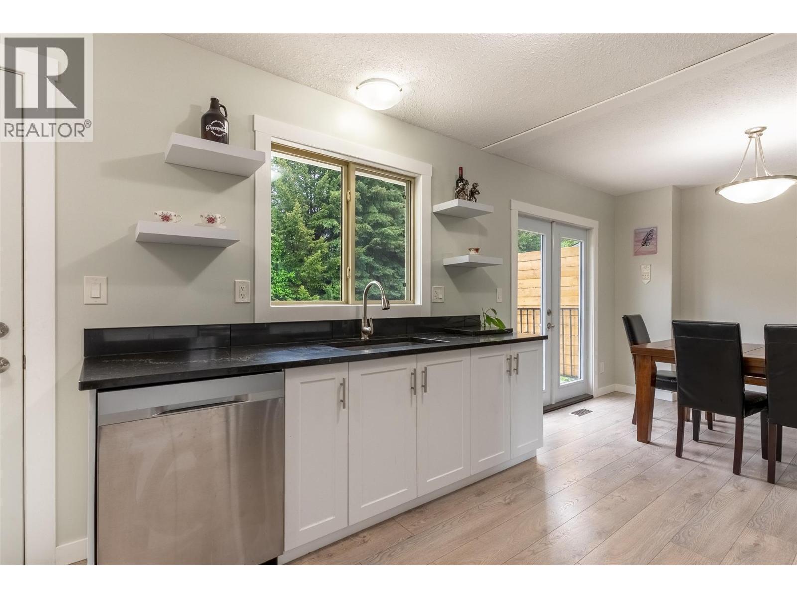 1776 HILLSIDE Drive - 7