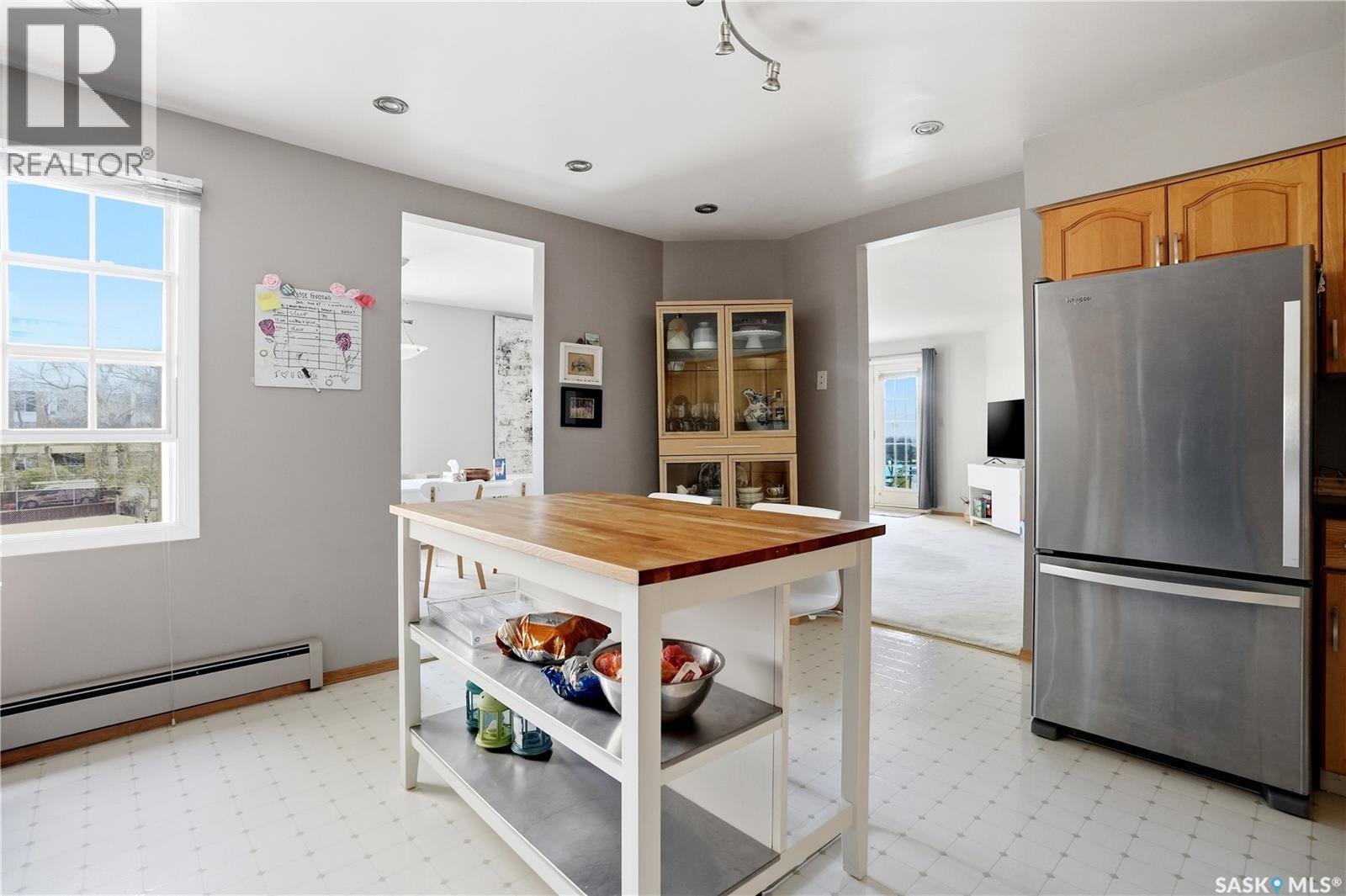 #206 2315 Cornwall STREET - 17