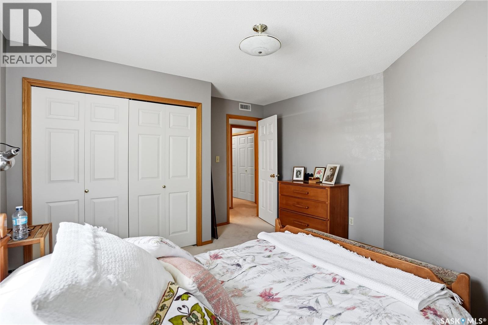 #206 2315 Cornwall STREET - 19