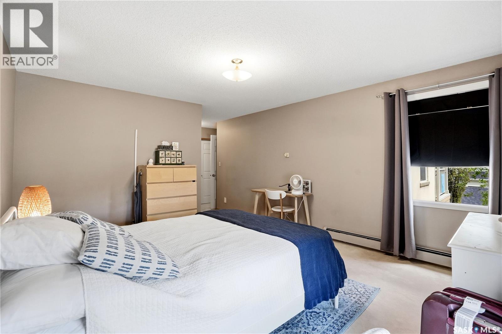#206 2315 Cornwall STREET - 22