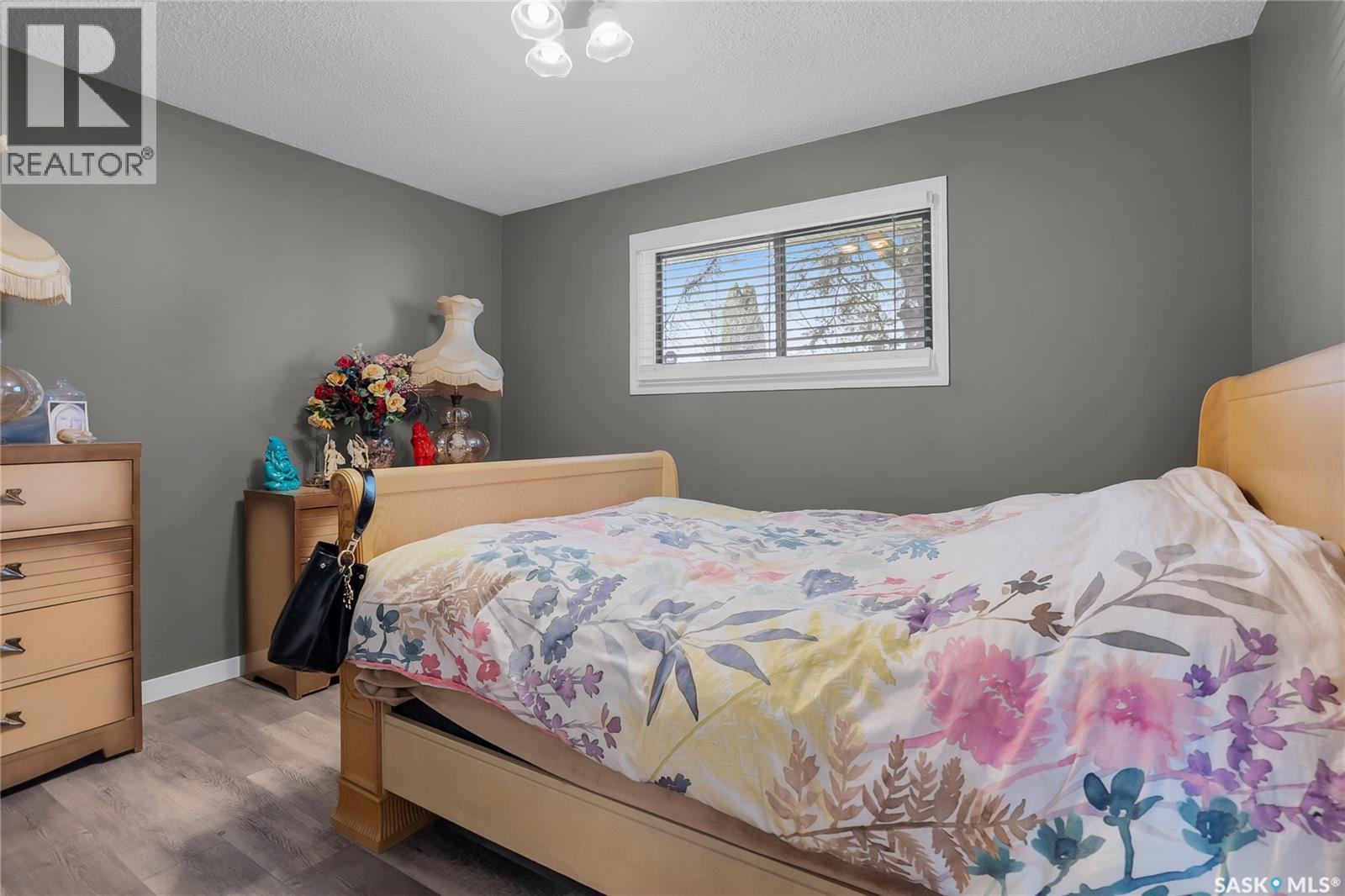 234 WINNIPEG AVENUE N - 14