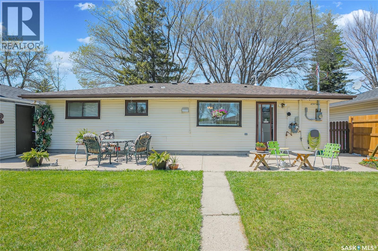 234 WINNIPEG AVENUE N - 22