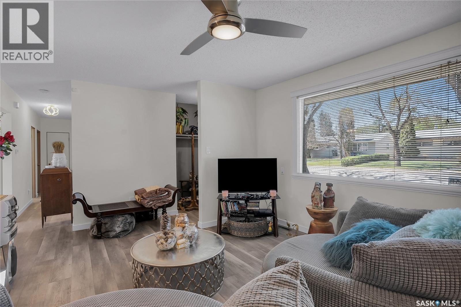 234 WINNIPEG AVENUE N - 7