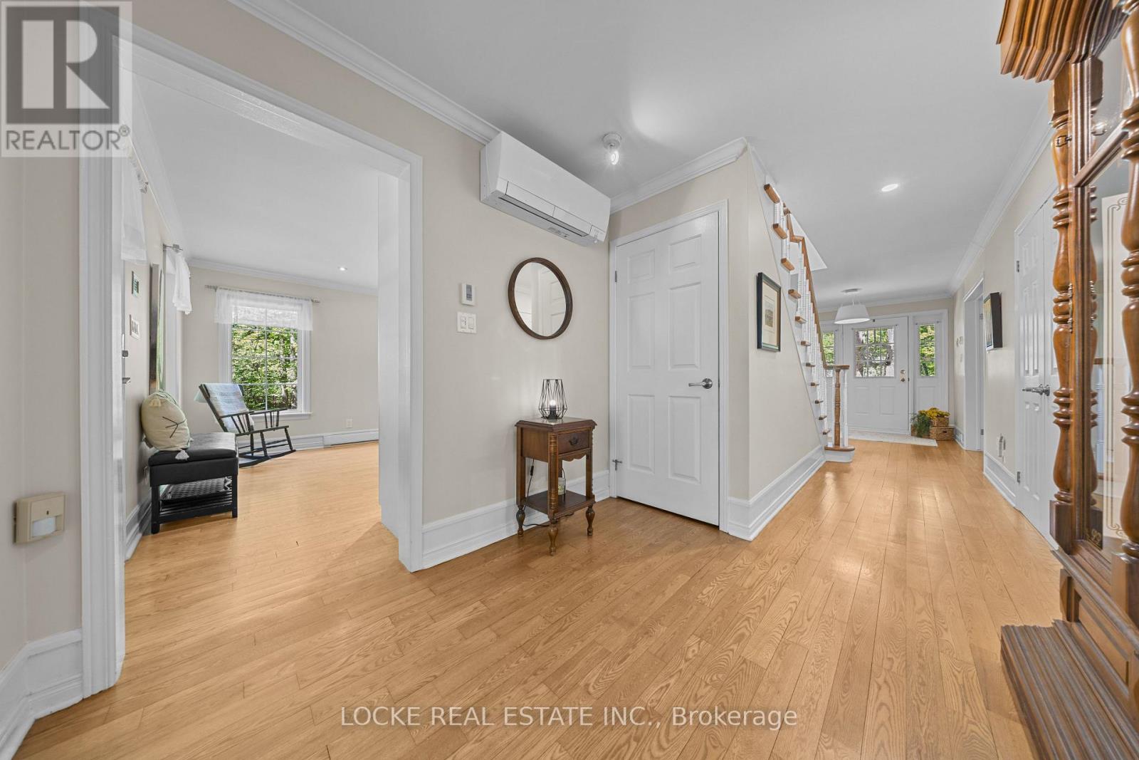 2207 PLEASANTVIEW COURT - 14