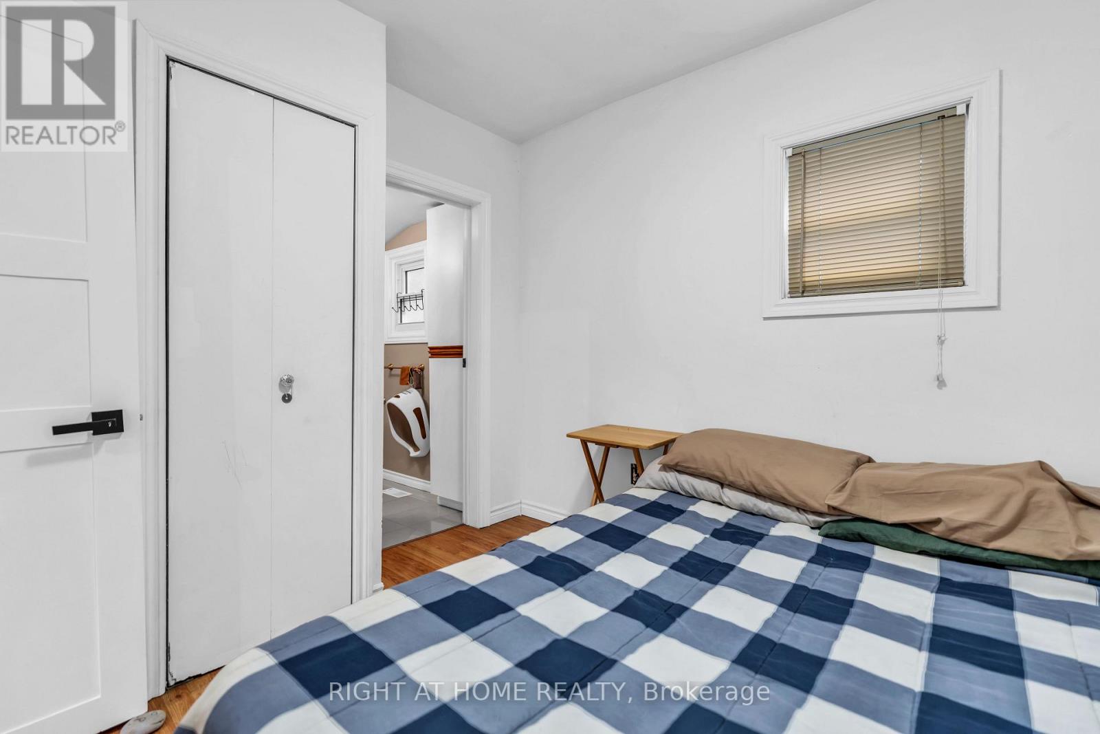 217 GILES STREET - 18