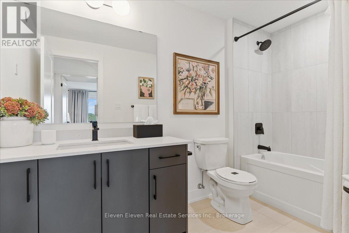64 CYGNET DRIVE - 32