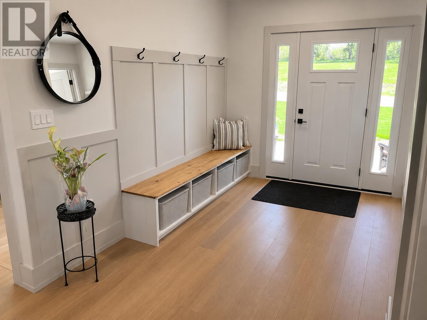 109 WATERS EDGE Lane - 8