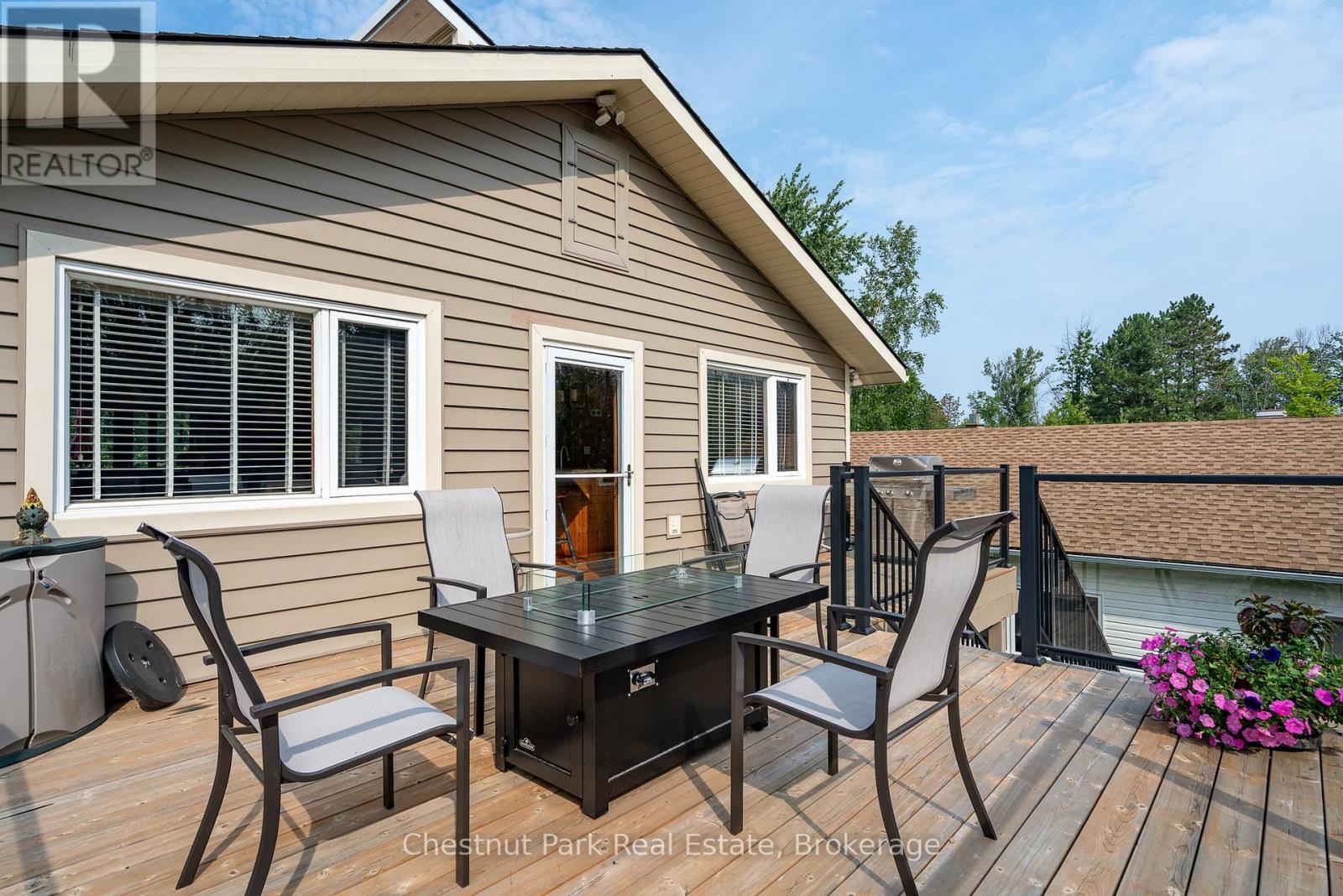 119 MARTIN GROVE - 26
