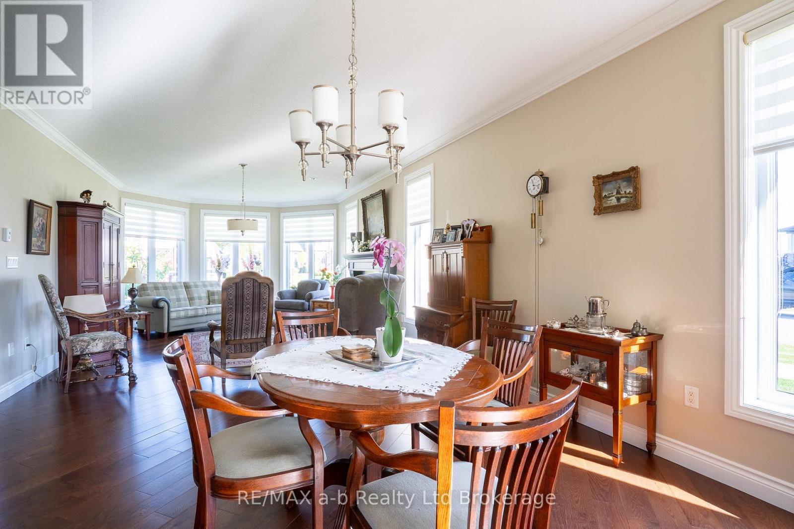 220 POLDON DRIVE - 15