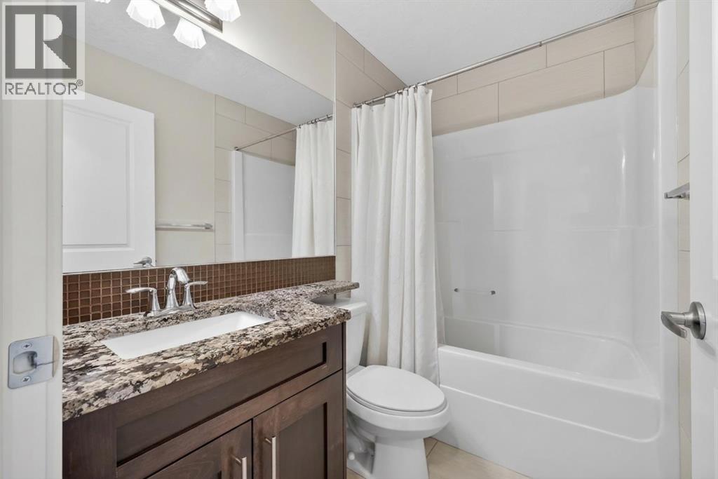 7104 36 Avenue NW - 19
