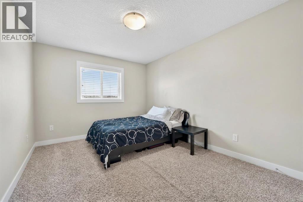 7104 36 Avenue NW - 20