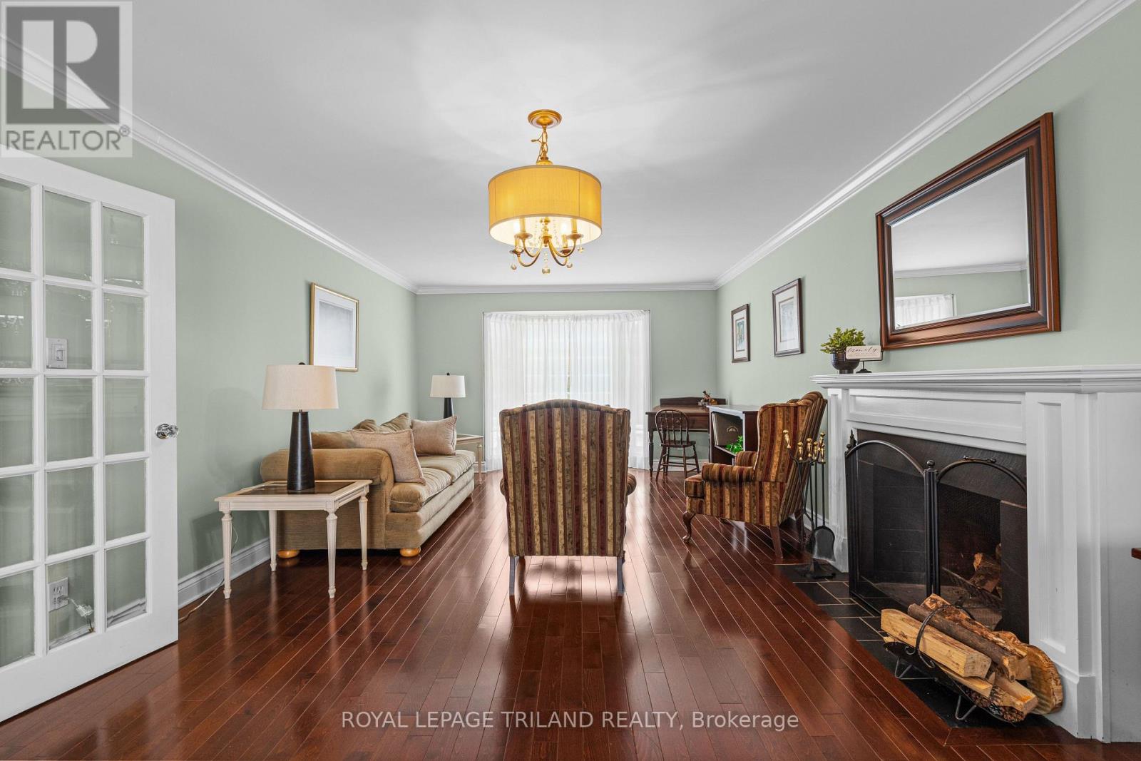 27 CHEROKEE ROAD - 9
