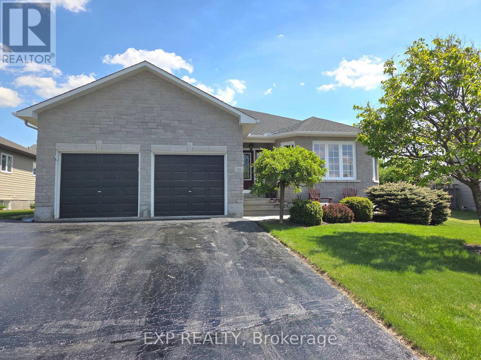 126 METCALFE DRIVE - 45