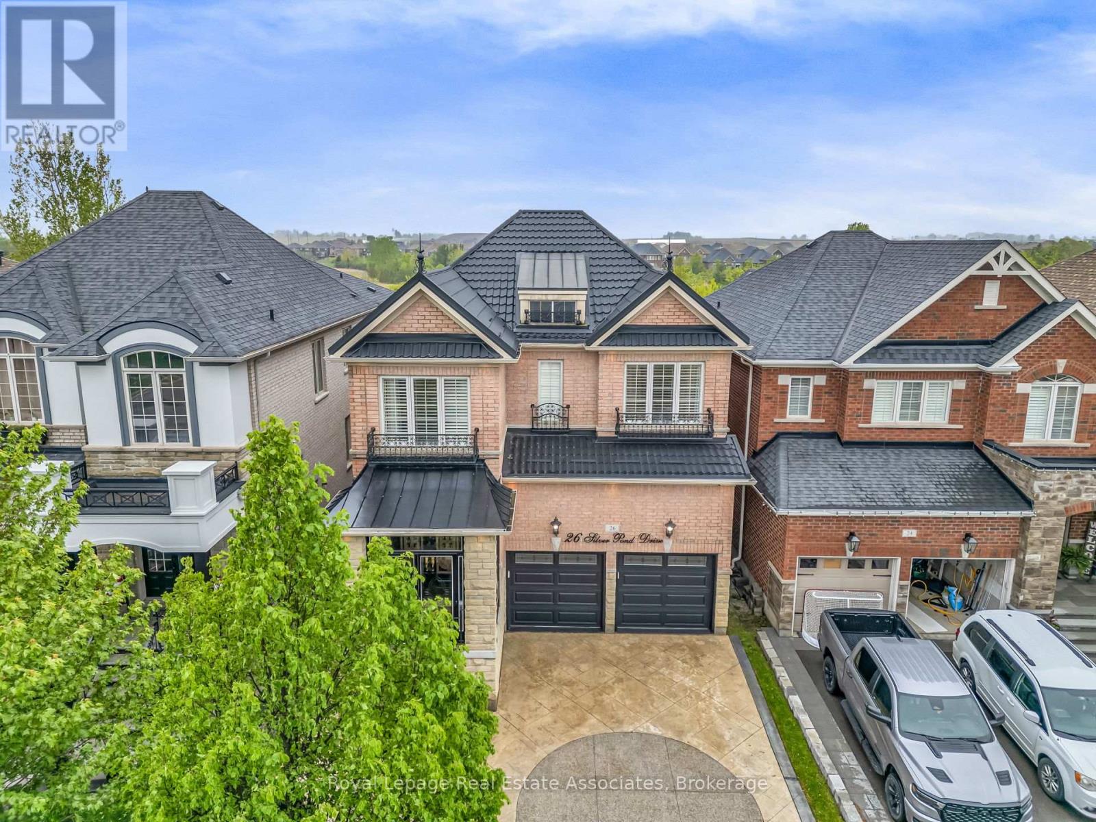 26 SILVER POND DRIVE - 46