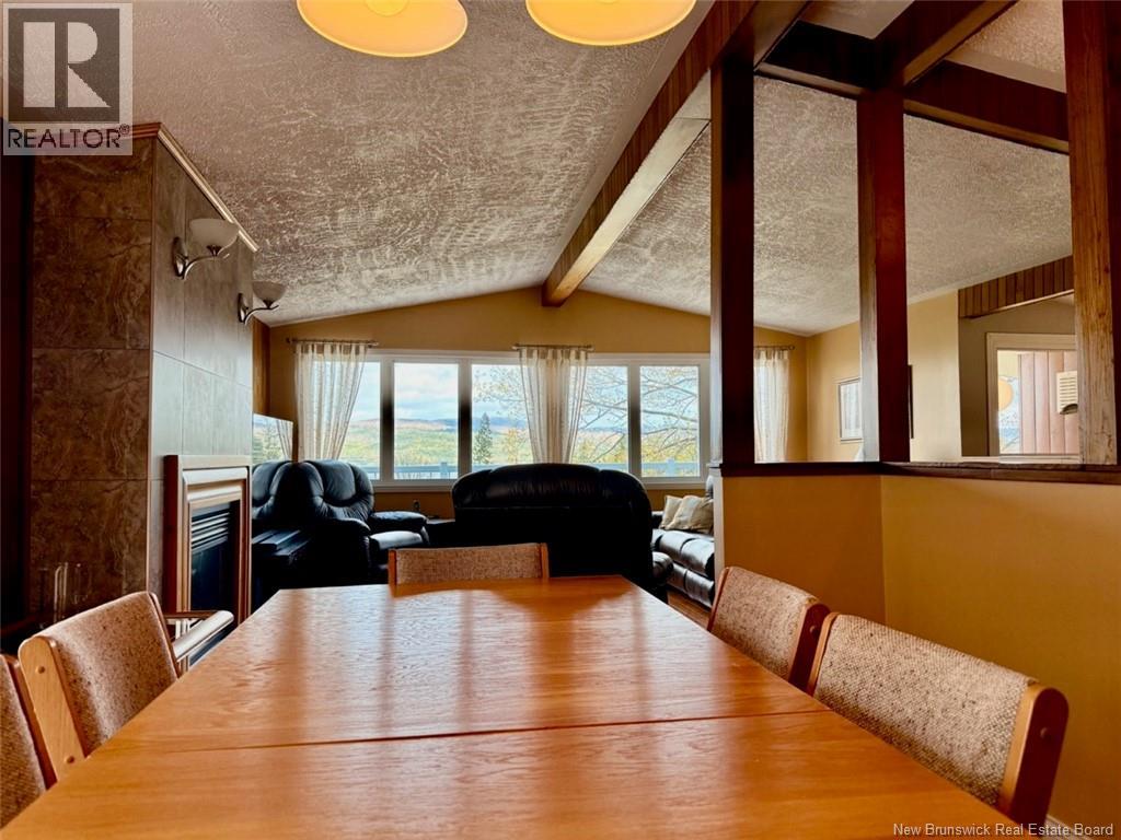 31 Macbeath Court - 8