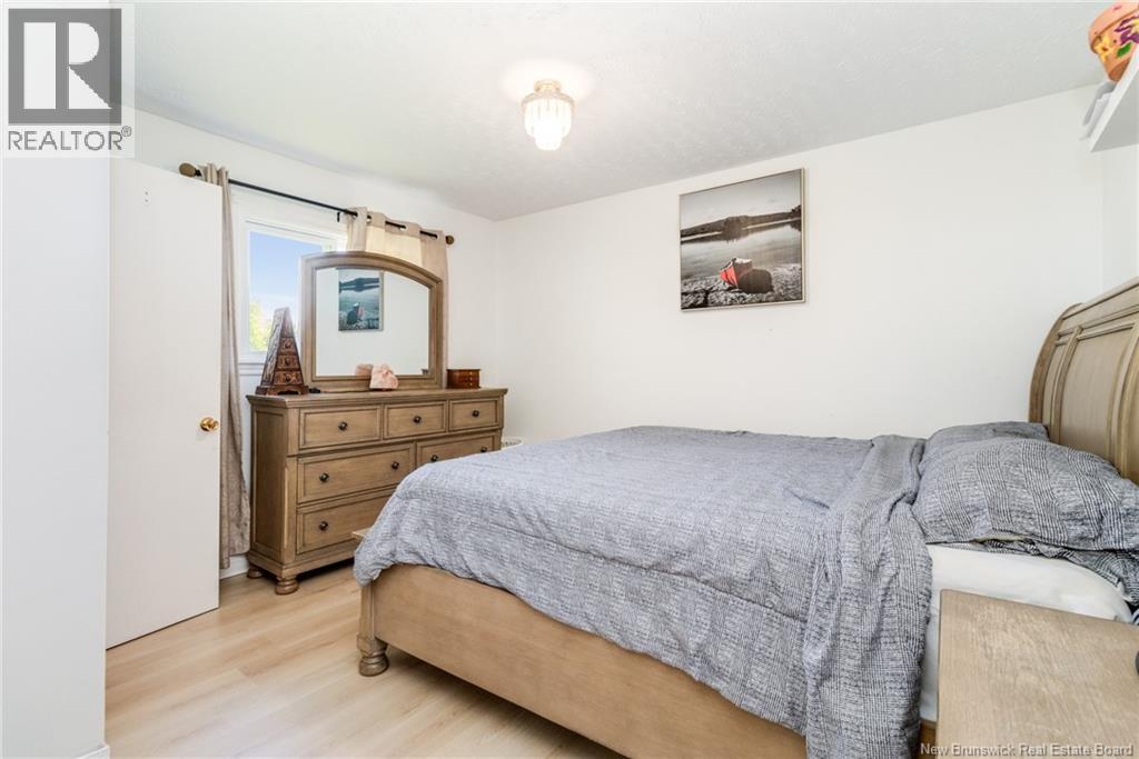 57 Oliver Crescent - 21