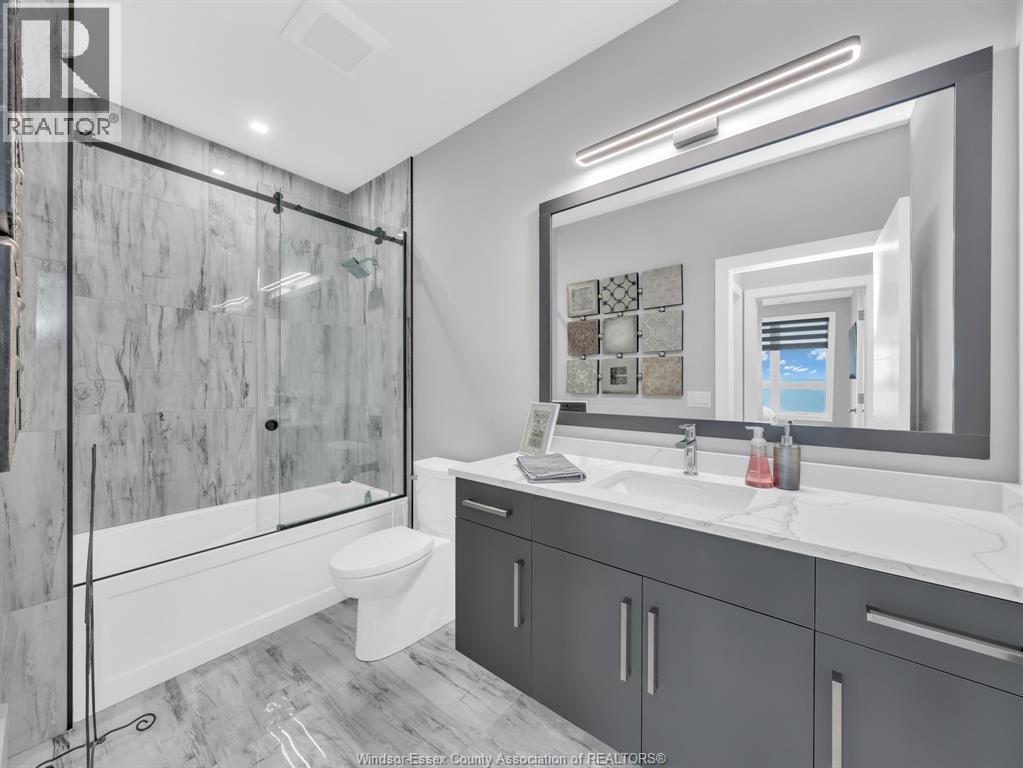 983 LAKESHORE PARK ROAD - 41