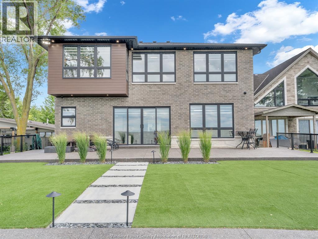 983 LAKESHORE PARK ROAD - 7