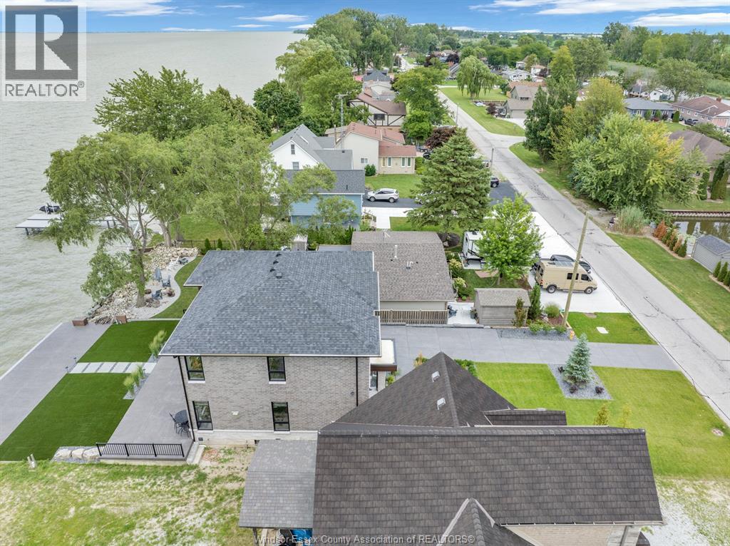 983 LAKESHORE PARK ROAD - 8