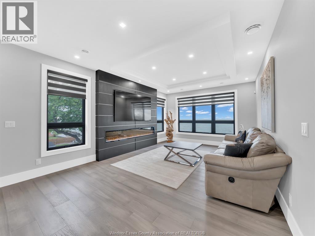983 LAKESHORE PARK ROAD - 31