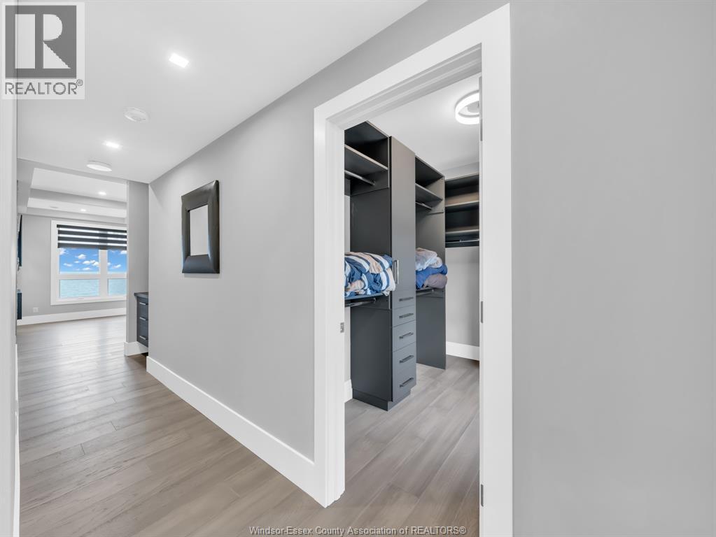 983 LAKESHORE PARK ROAD - 33