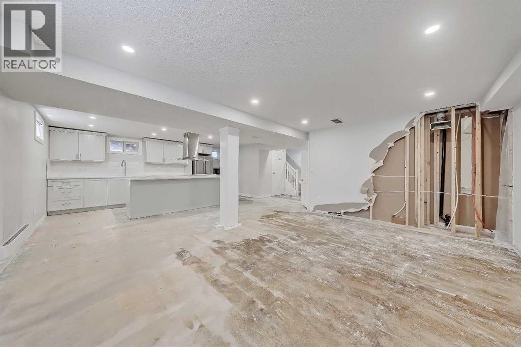 1015 16 Street NE - 22