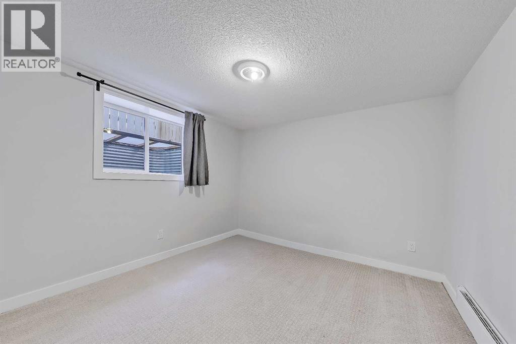 1015 16 Street NE - 30