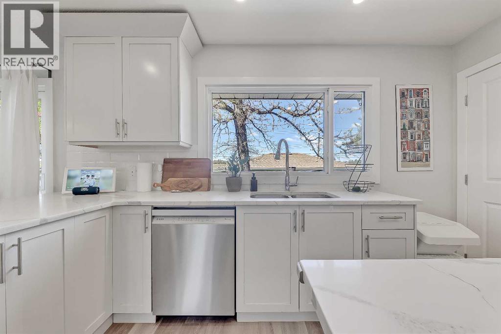 1015 16 Street NE - 7
