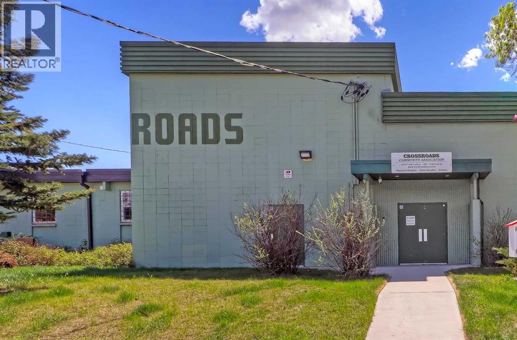 1015 16 Street NE - 48