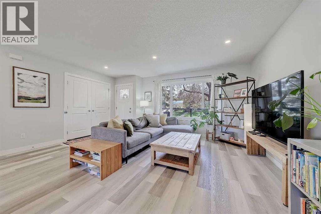 1015 16 Street NE - 11