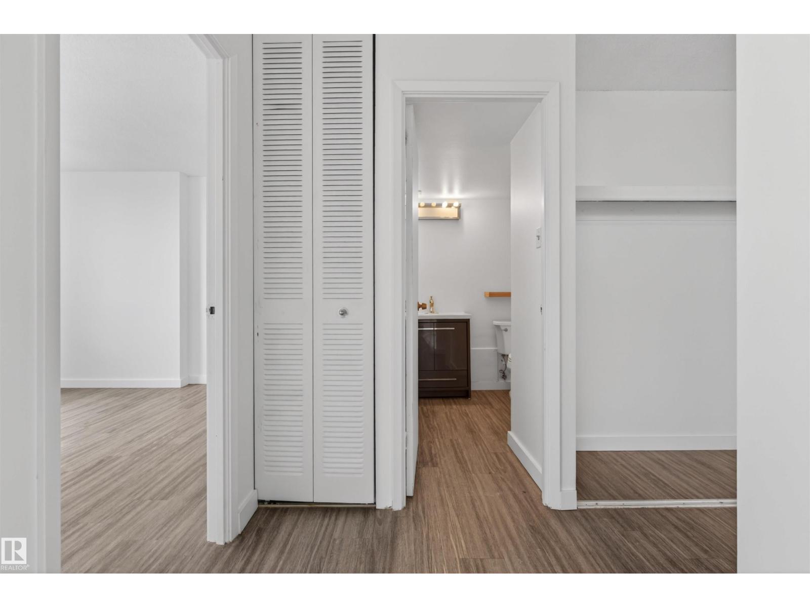 #1007 9930 113 ST NW - 16