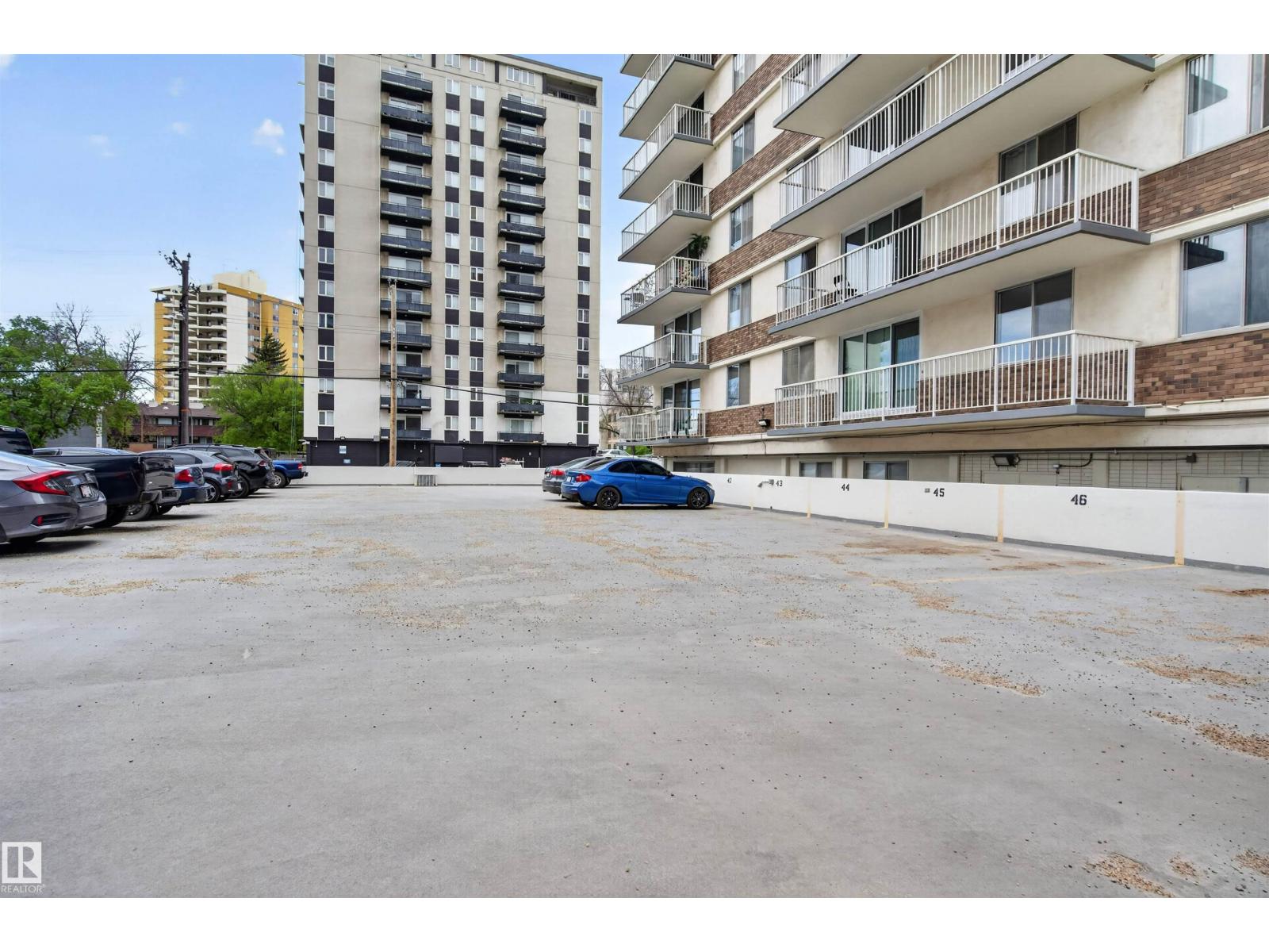 #1007 9930 113 ST NW - 25