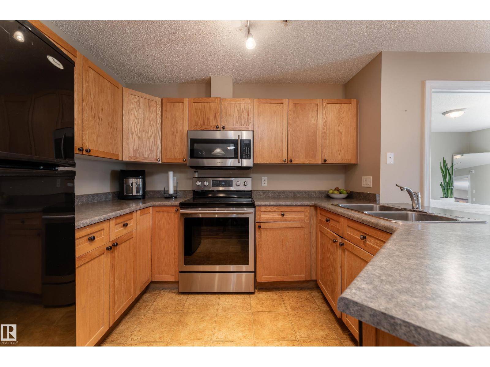 #103 13710 150 AV NW - 5