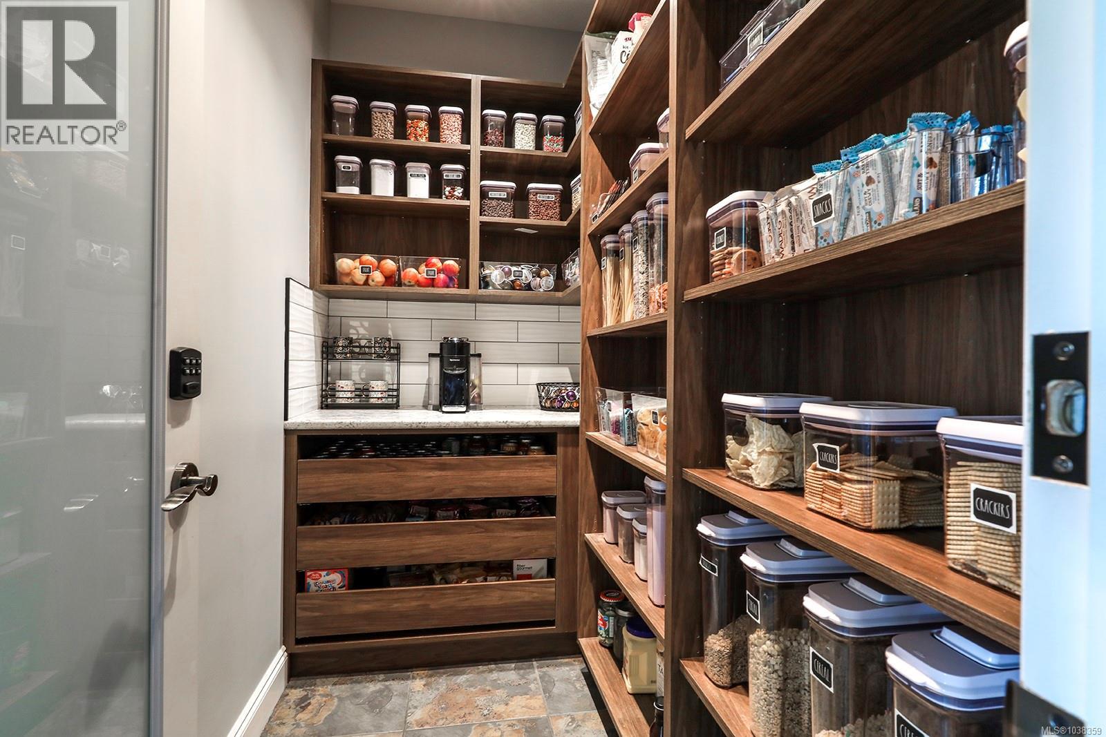 2495 Graham Rd - 9