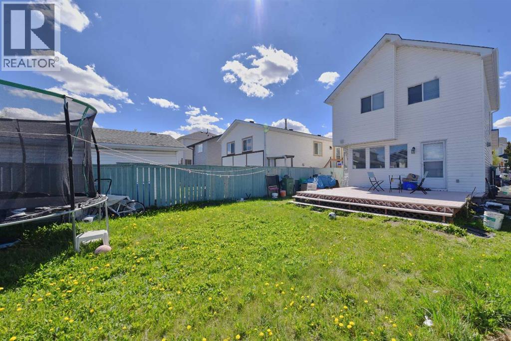 125 Costa Mesa Close NE - 7