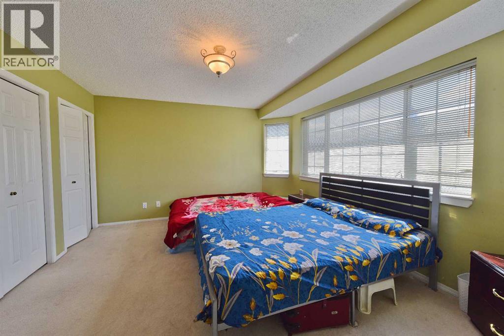 125 Costa Mesa Close NE - 9