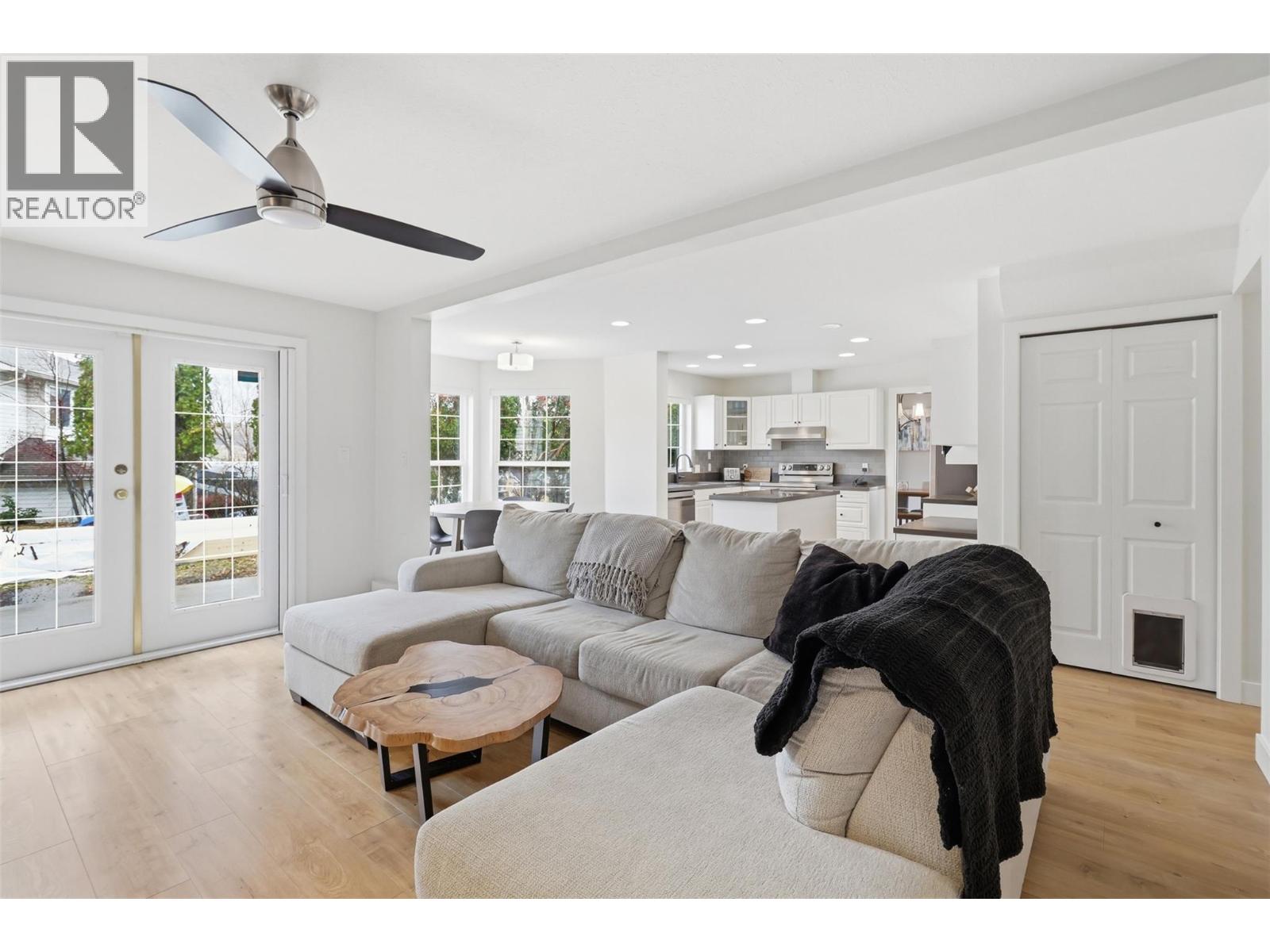 1948 SHEFFIELD Way - 7